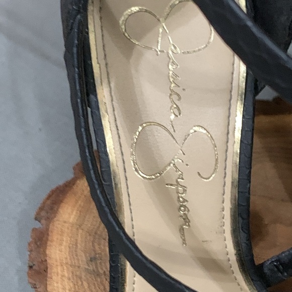 Jessica Simpson Black Heels. Size 7M - Picture 2 of 8